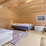 4 Bedroom In