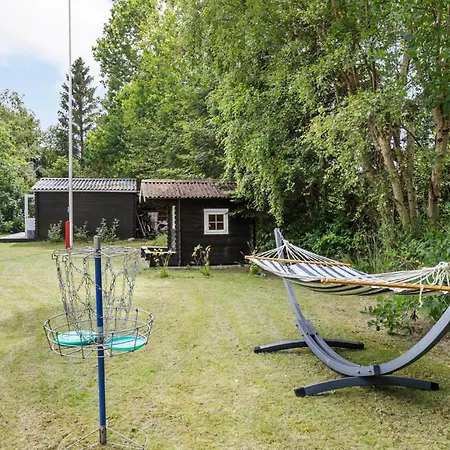 4 Bedroom In Glesborg