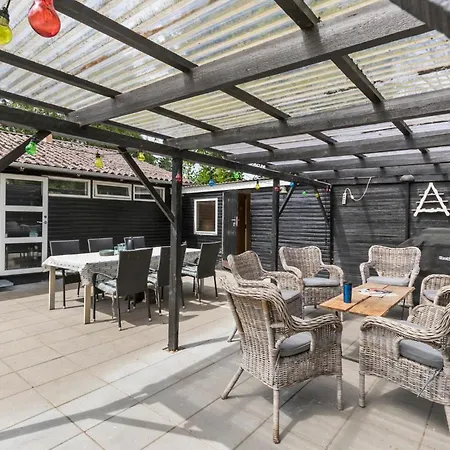 4 Bedroom In