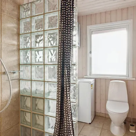 4 Bedroom In * Glesborg
