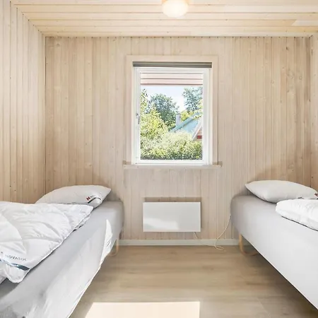 4 Bedroom In Semesterbostad *