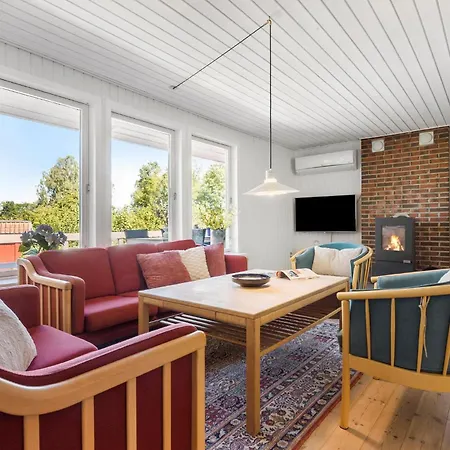 4 Bedroom In Glesborg