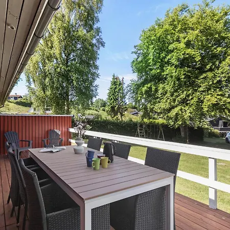 4 Bedroom In *