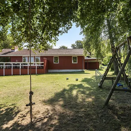 4 Bedroom In Semesterbostad *